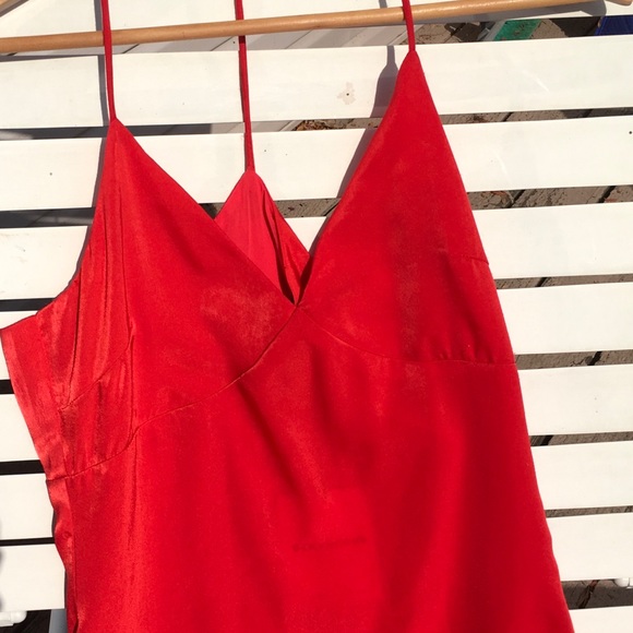 Glamorous Dress - Picture 5 of 8